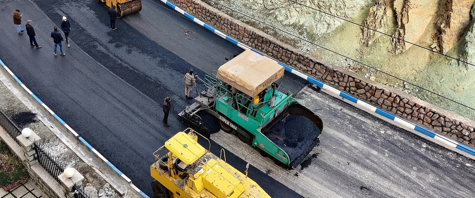 Sell used asphalt pavers — MachineryBarn cash buyer for paving equipment