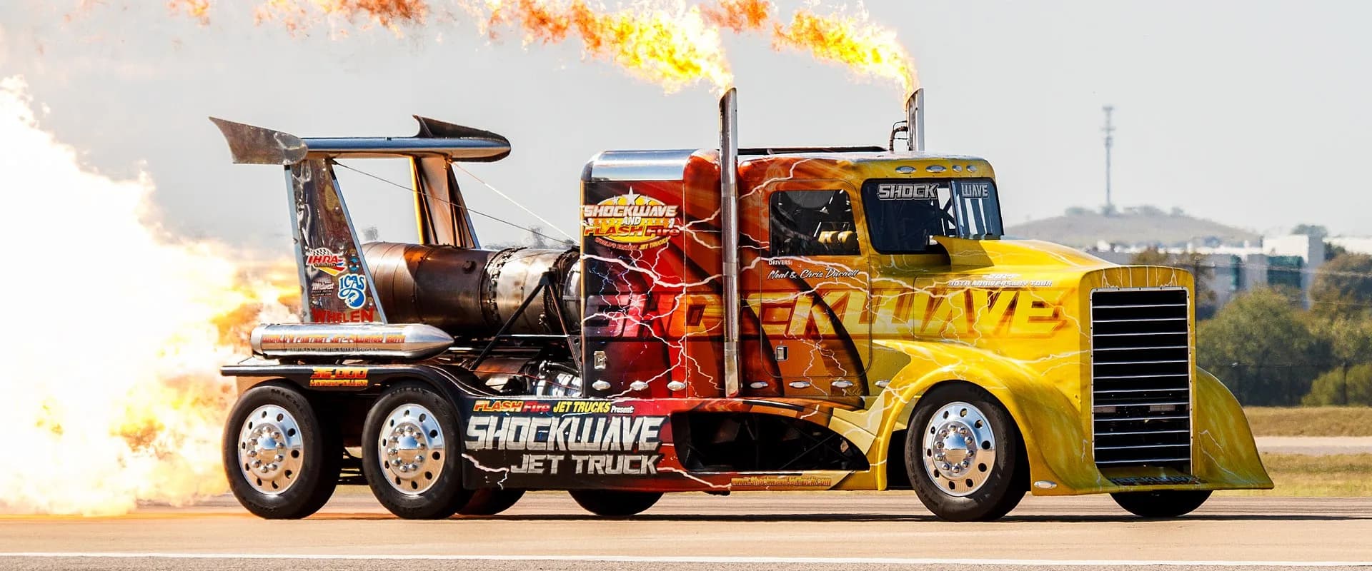 Sell used day cab trucks — MachineryBarn cash offers for day cabs