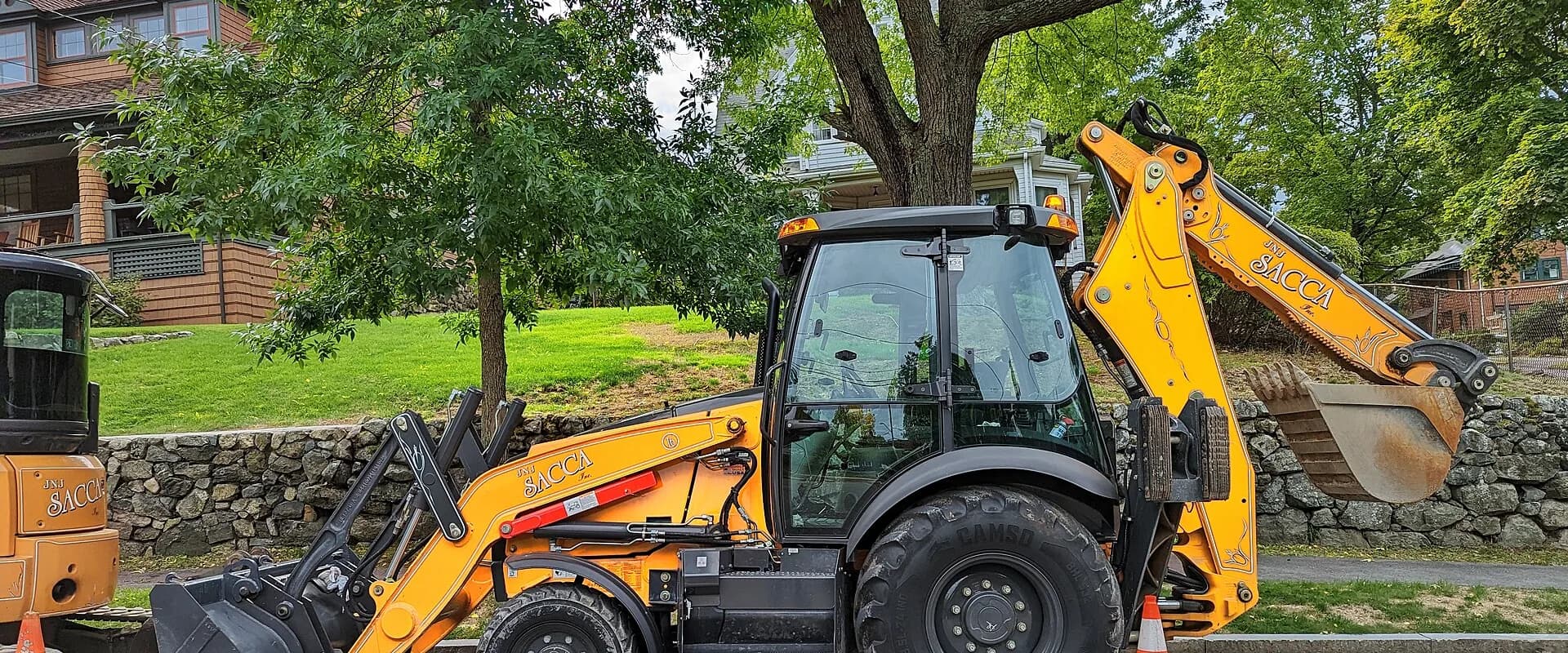 Sell used loader backhoe — MachineryBarn cash buyer Sacramento area