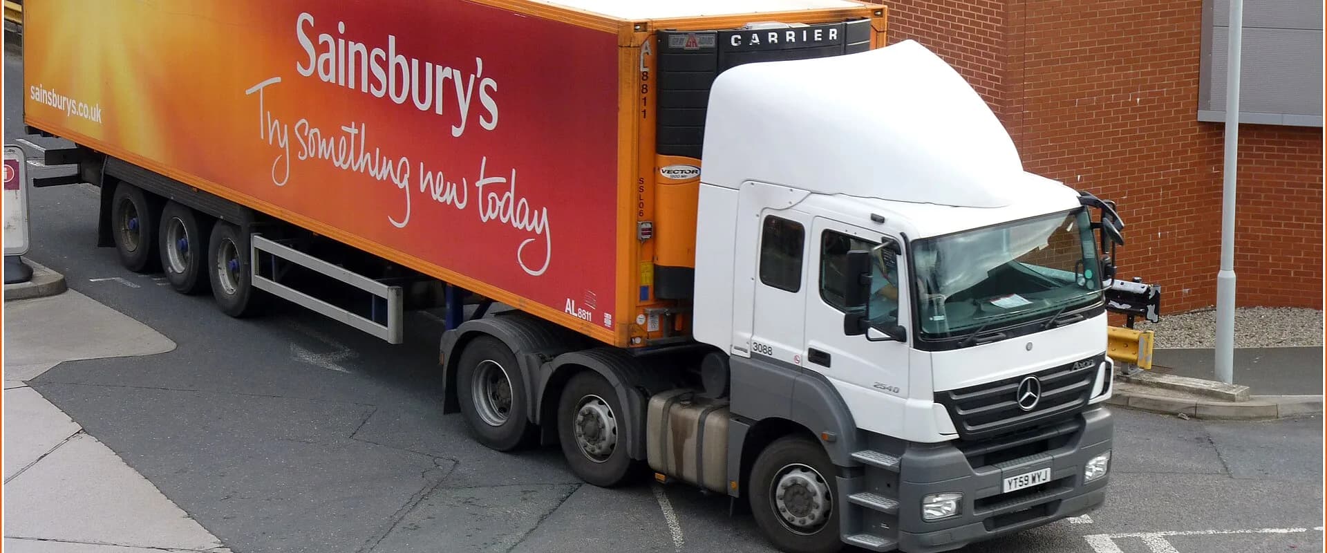 Used reefer trailer buyer — MachineryBarn purchases refrigerated trailers