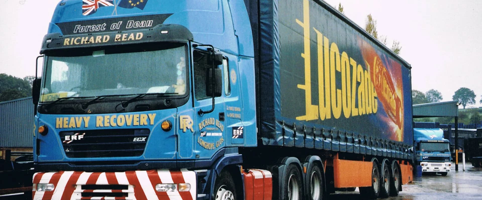 Sell semi trucks — MachineryBarn purchases all makes of commercial trucks